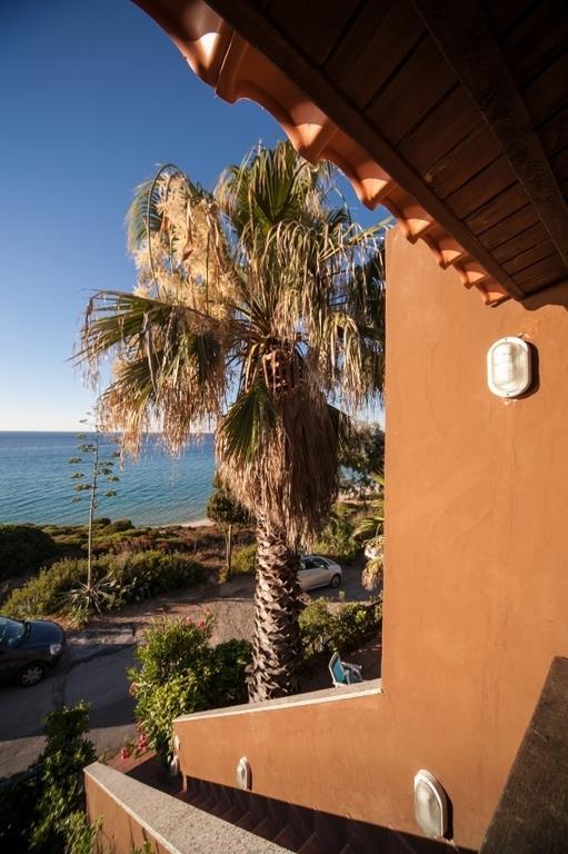 Appartamento Sole E Mare Санта Маргерита ди Пула Екстериор снимка